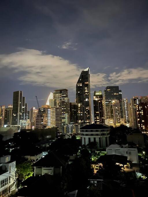Delightful Condo In Central Location At Sukhumvit 49 Bangkok Extérieur photo
